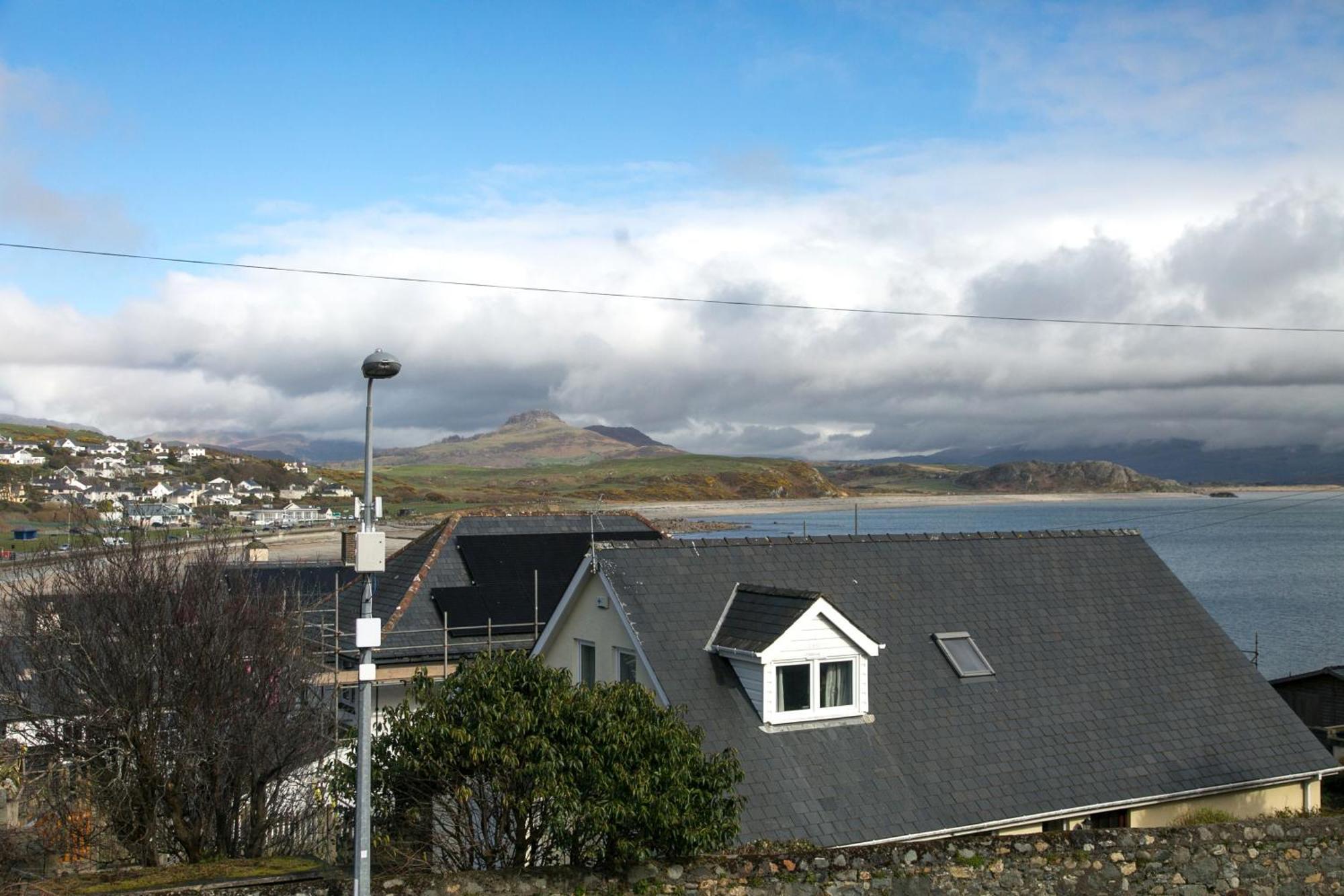 6 Afallon, Beachside Holiday House Criccieth Eksteriør bilde